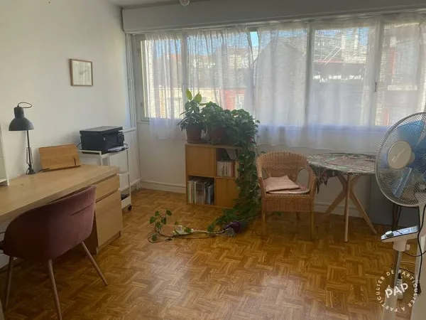 Studio 1 pièce 24 m²