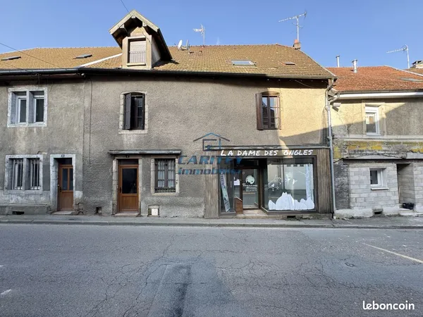 Bien immobilier de rendement Vente Rougemont   159000€