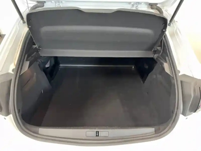 Peugeot 208 puretech 75 s&amp;s bvm5 — photo 24