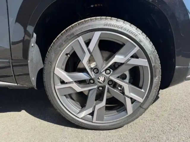 Skoda Karoq 1.5 tsi evo 2 act 150ch sportline dsg7 — photo 8
