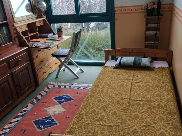 Loue chambre meublée