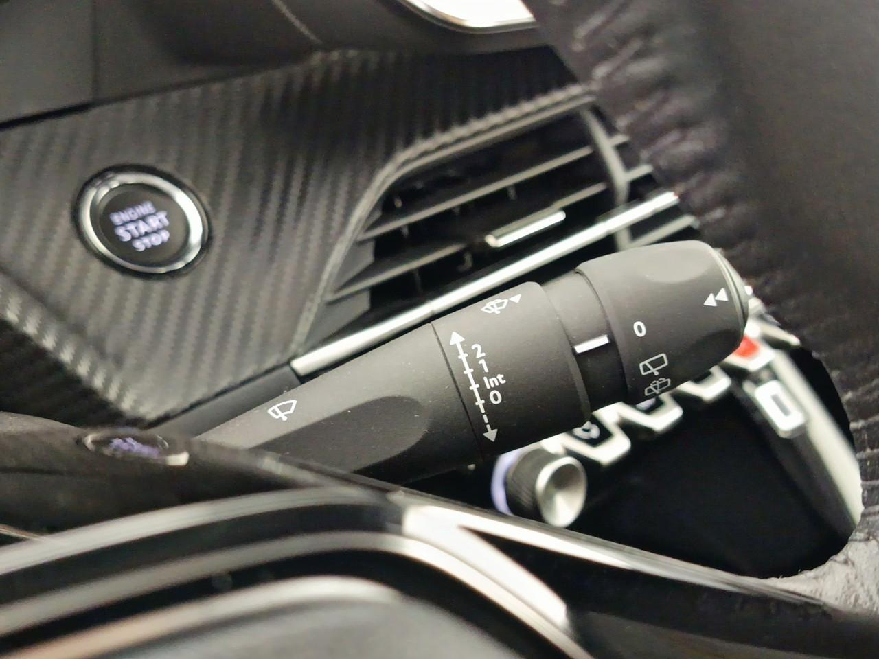 Peugeot 208 100 s&s bvm6 style — photo 23