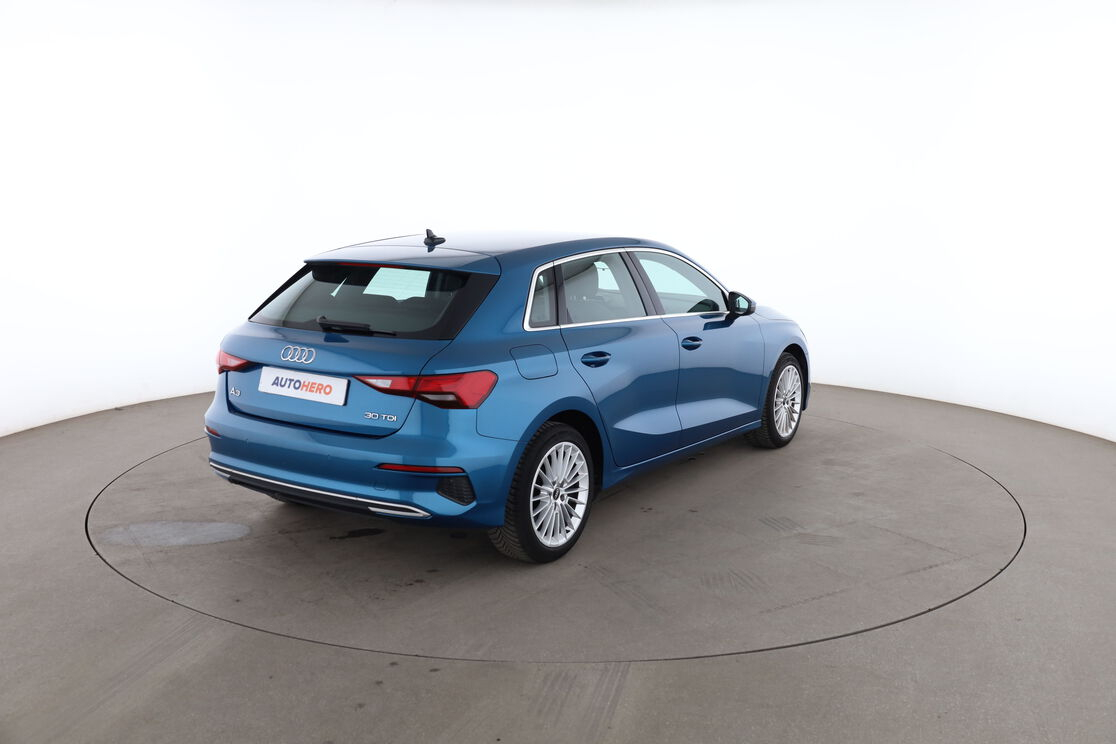 Audi A3 Sportback 30 TDI S Tronic 7 — photo 5