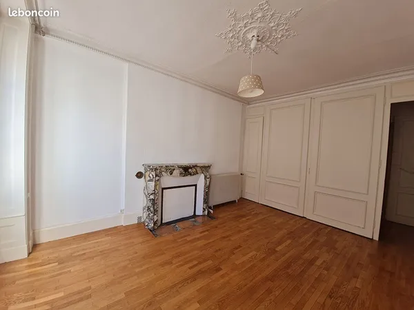 Appartement 4 pièces 90 m²