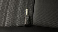 Toyota Yaris 100 VVT-i Dynamic 5p — photo 16