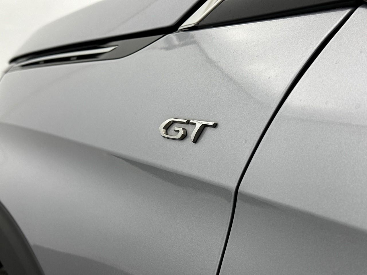 Peugeot 3008 puretech 130ch s&s eat8 gt pack — photo 37
