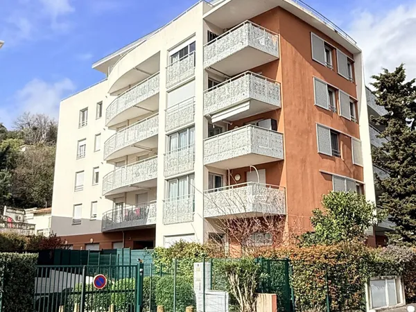 EN EXCLUSIVITE - A VENDRE APPARTEMENT T3 de 68m² à CAGNES SUR