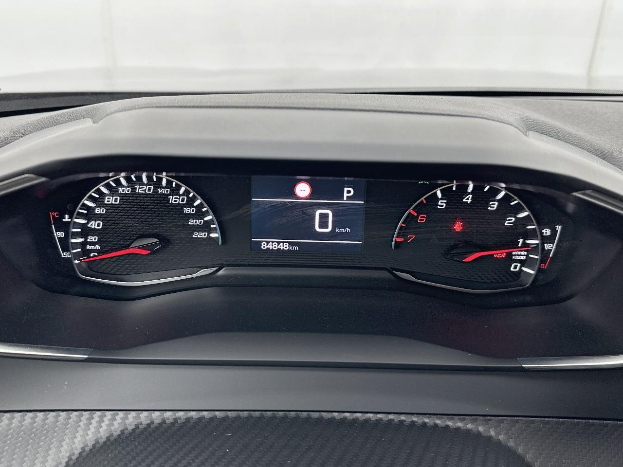 Peugeot 2008 puretech 130 s&s eat8 style — photo 21