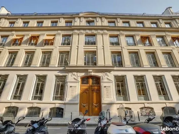 Bureaux 104 m²