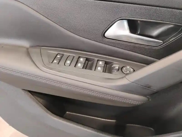 Peugeot 408 hybrid 145 e-dcs6 allure — photo 20