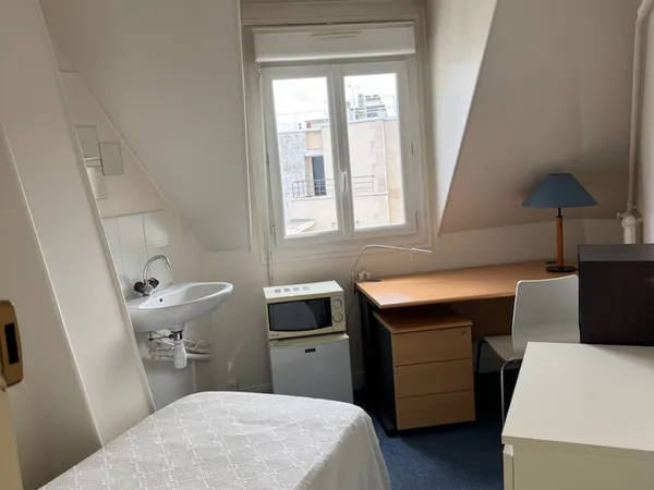 À louer chambre indépendante Bail étudiant Paris 16