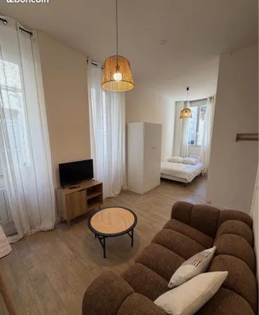 Studio meublé