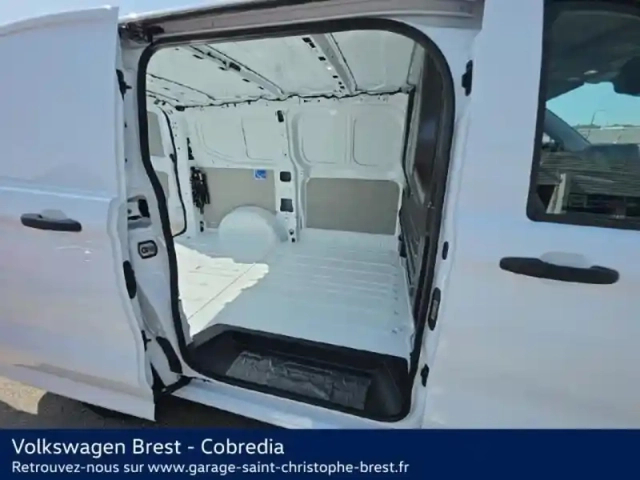 Volkswagen Transporter fg van l1 2.0 tdi 150ch business bva8 — photo 11