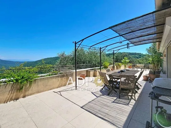 Maison 5 pièces 152 m²