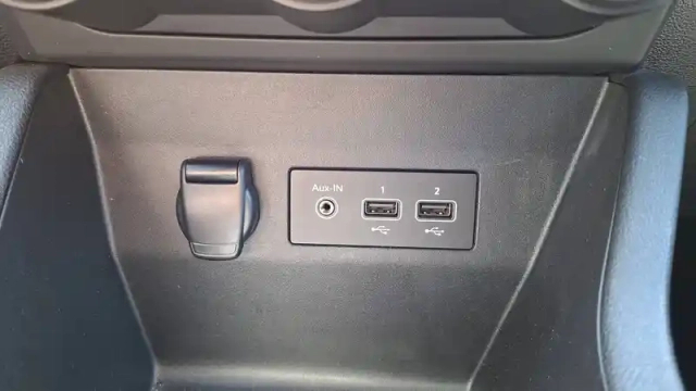 Renault Clio societe blue dci 100 — photo 34