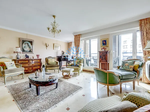 Vends appartement familial rue de Bercy Paris 12e