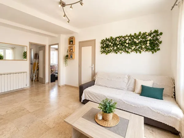 Appartement T3 avec balcon - La seyne sur mer