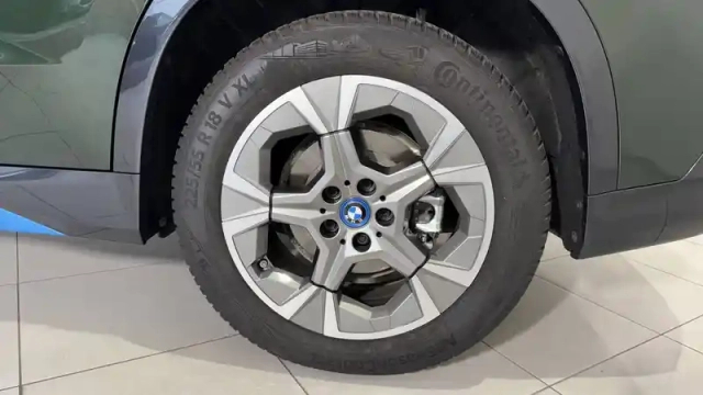 Bmw X1 i xdrive30 — photo 15