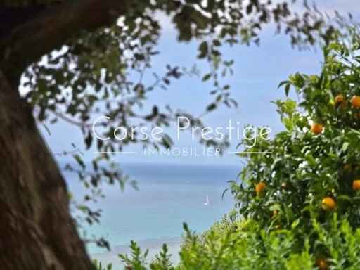 Villa 6 pièces 151 m²