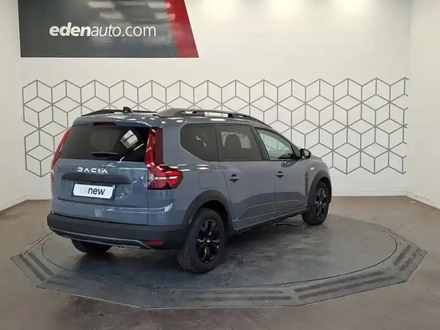 Dacia Jogger tce 110 5 places — photo 5