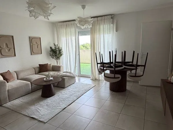 Reprise de bail - Appartement 43,55 m² - 540 charges comprises
