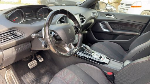 Peugeot 308 1.5 BlueHDi 130 EAT8 - GT Line – 2020 – 104615 km – Diesel – Boîte Automatique — photo 20