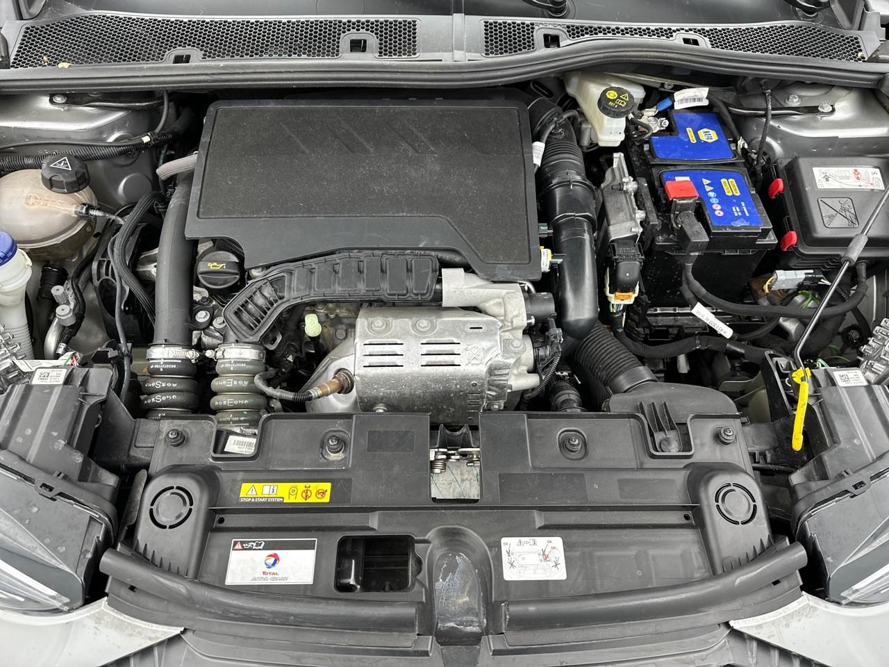 Ds Ds 3 crossback puretech 130 eat8 rivoli — photo 15