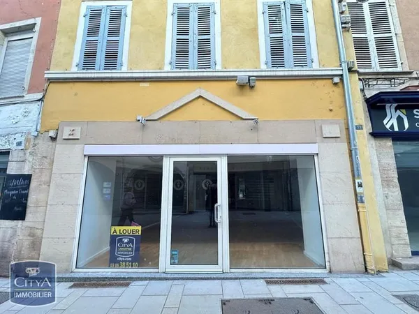 Local commercial 58 m²
