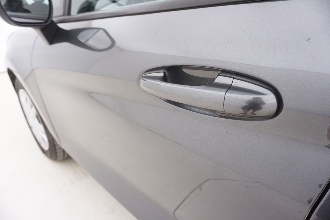 Ford Fiesta — photo 25