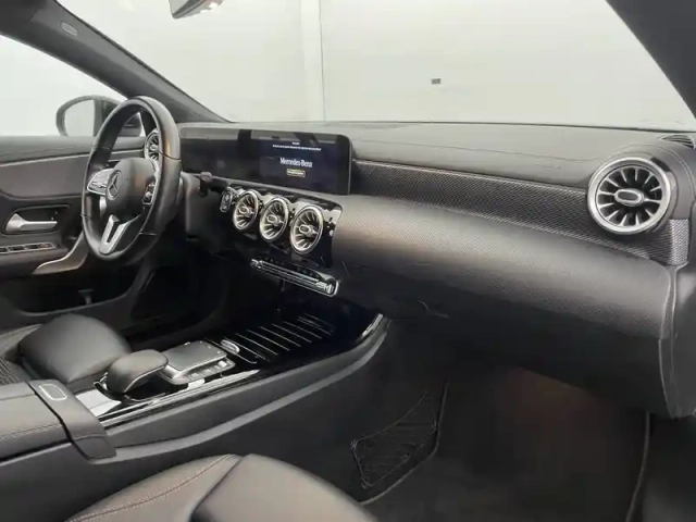 Mercedes Cla shooting brake 200 d 8g-dct — photo 100