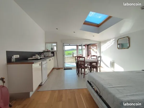 Studio 1 pièce 40 m²