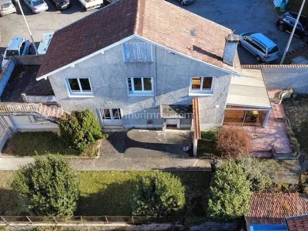 Maison de ville de type 4 avec jardin et garage