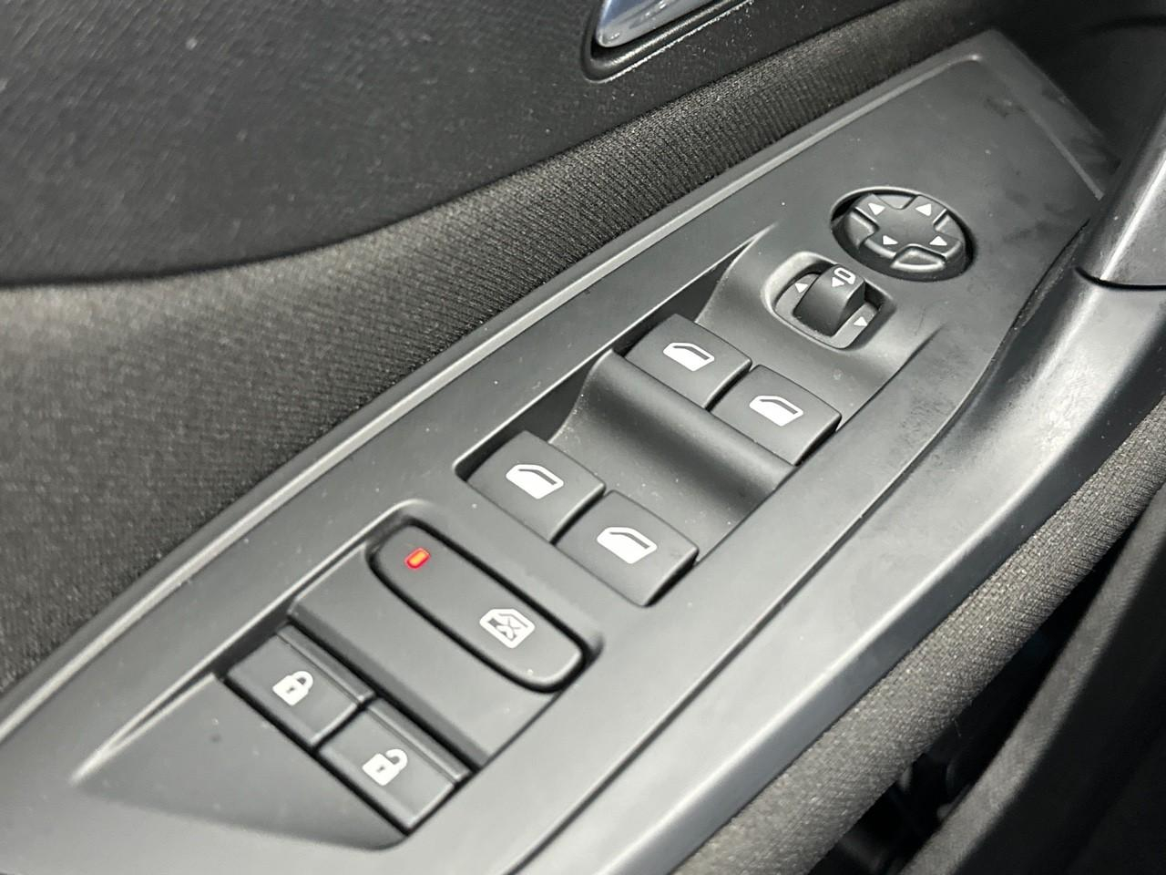 Peugeot 308 puretech 110ch s&s bvm6 active pack — photo 15