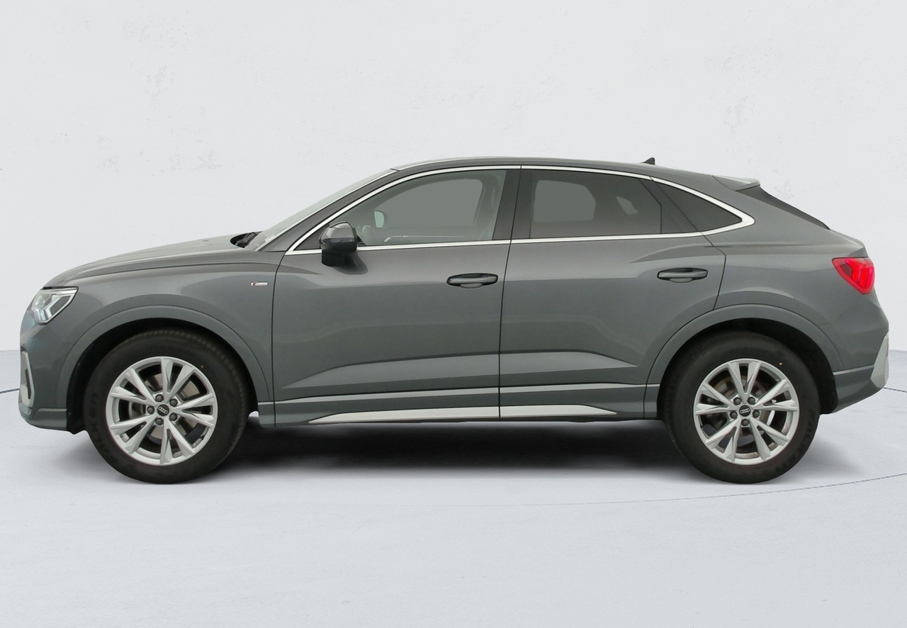 Audi Q3 Sportback — photo 2