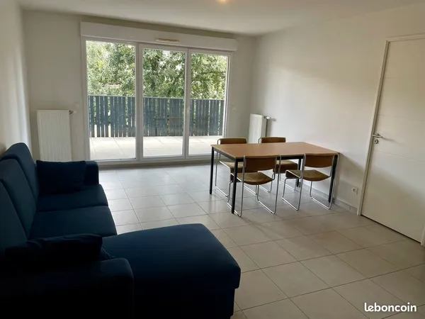 Colocation - chambre meublée à oullins