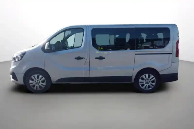 Renault Trafic l1 dci 150 energy s&amp;s — photo 12