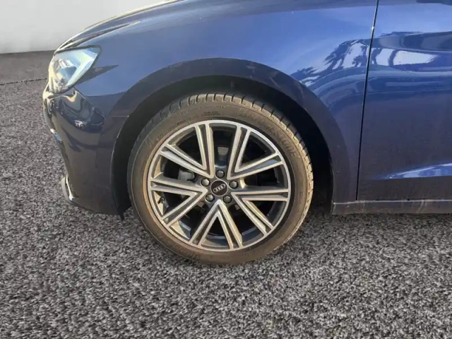 Audi A1 sportback 25 tfsi 95 ch bvm5 — photo 9