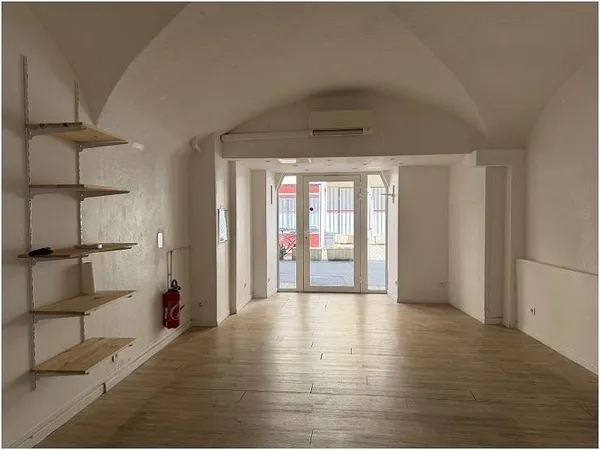 Local 35 m²