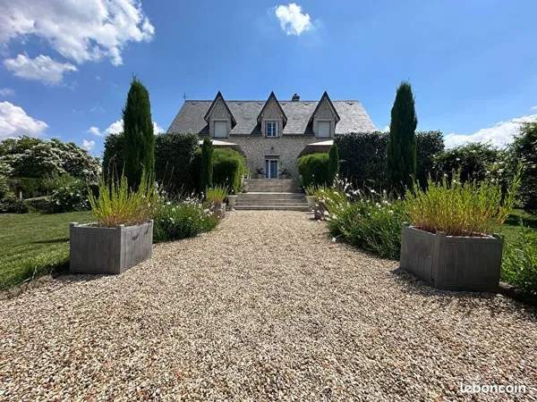 Propriété 14 pièces 366 m²