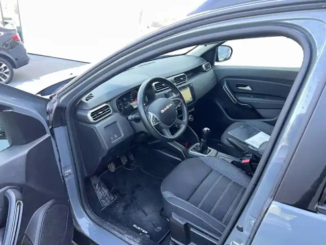 Dacia Duster eco-g 100 4x2 — photo 28