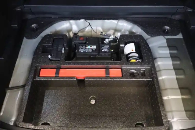 Mg Zs 1.5 l hybrid+ 197 ch — photo 61