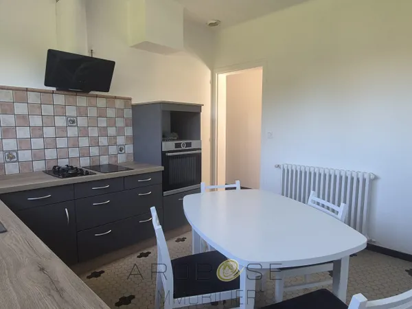 Tonneins Appartement T3 bis meublé avec balcon, jardin et