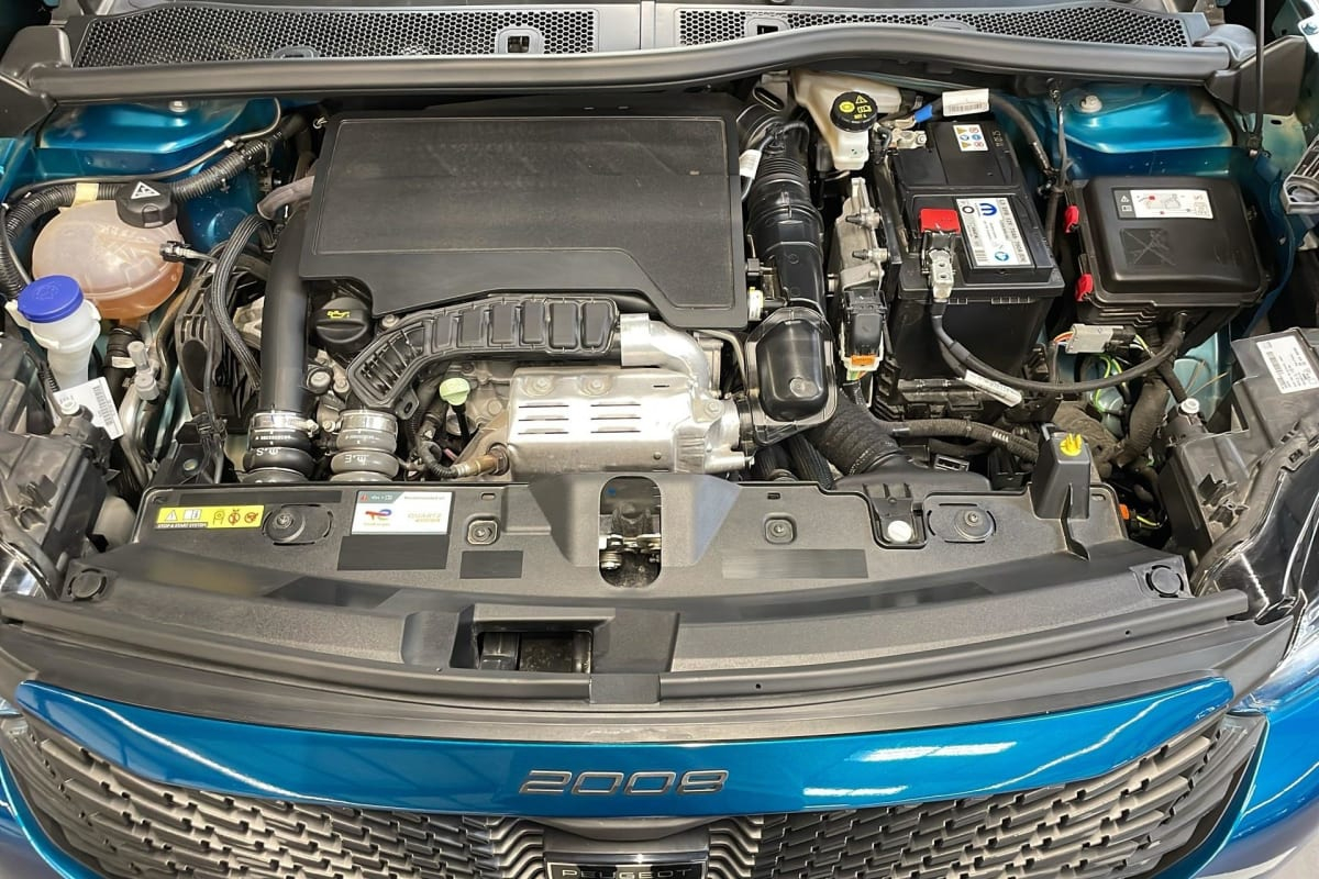 Peugeot 2008 — photo 19