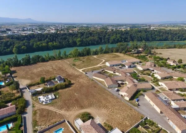 QUARTIER LES ORS ROMANS, PARCELLE DE TERRAIN
