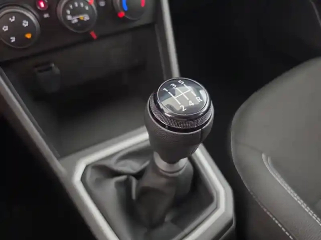 Dacia Sandero sce 65 — photo 70