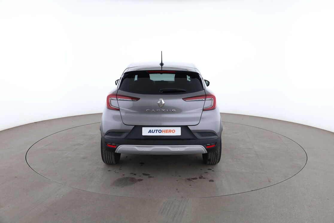 Renault Captur 1.0 TCe Evolution — photo 4