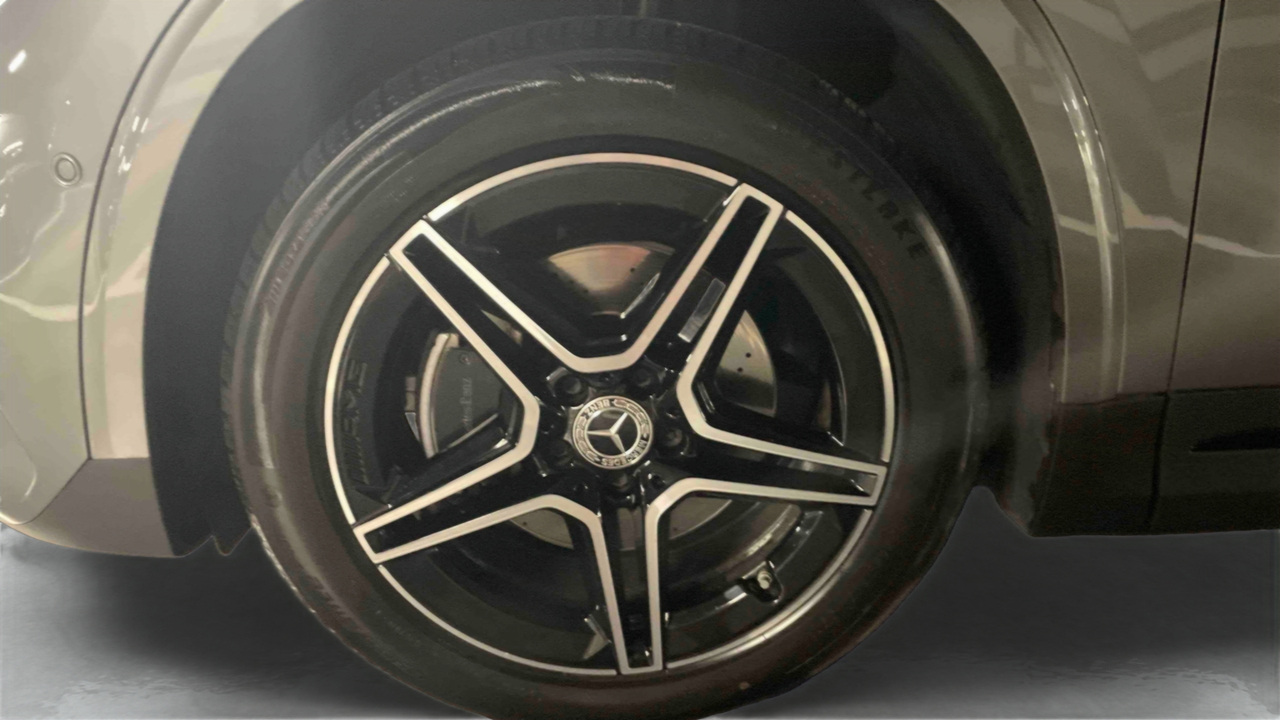 Mercedes GLA 180 d 8G-DCT — photo 13