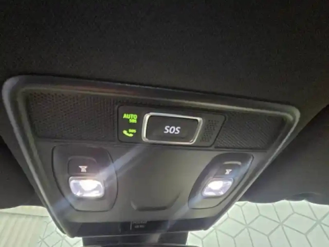 Renault Clio blue dci 100 - 21n — photo 98