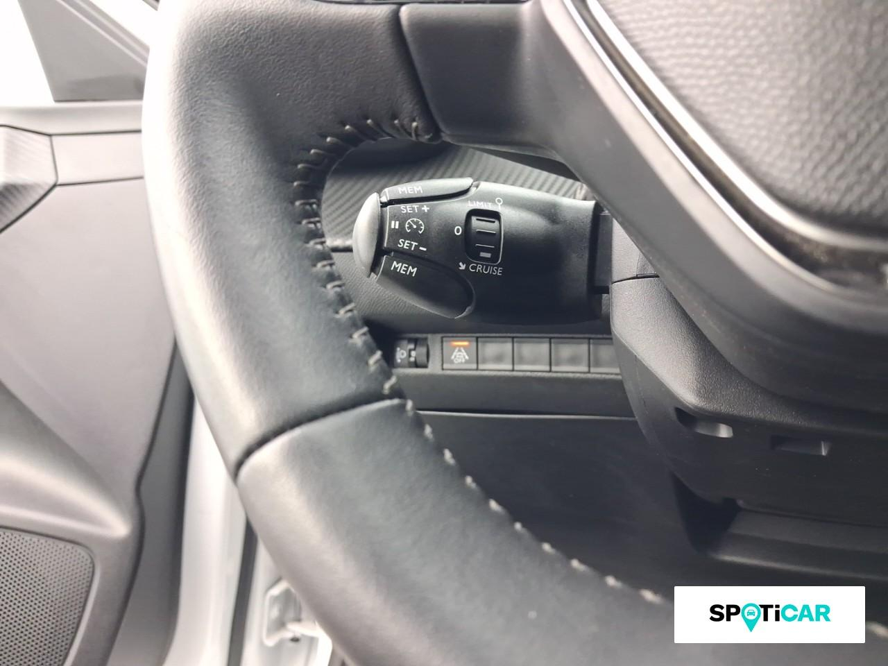 Peugeot 208 1.2 puretech 100ch s&s active pack — photo 17