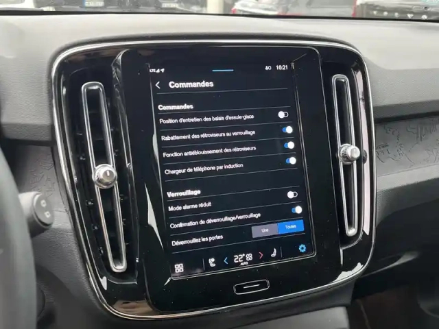 Volvo Xc40 recharge 231 ch 1edt — photo 32